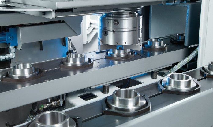 EMAG: Integrierte Pick-up-Automation