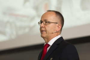 Walter Börsch, CEO der Starrag Group: „Alle diese technischen Highlights dienen nur dazu, ganzheitlich Profitabilität, Sicherheit und Wachstum unserer Kunden zu gewährleisten.“ Wir sind stolz auf 800 Jahre Know-how rund um Werkzeugmaschinen Technologie.“