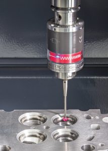 Mit dem Messtaster TC64-DIGILOG kann beispielsweise die Kontur der Dichtfase eines Ventilsitzes mittels analogem Scan bereits in der Bearbeitungsaufspannung überwacht werden.