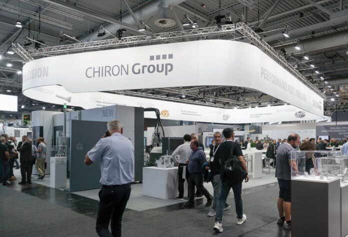 k064_231004_Chiron_01