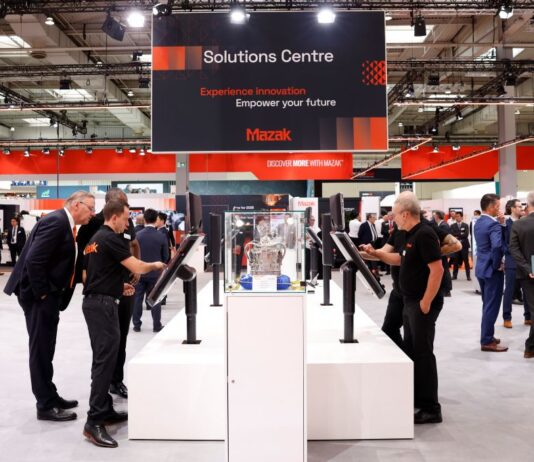 Auf der EMO nah am Kunden