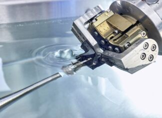 Knochensägen mit Ultraschall entgraten